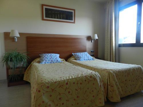 Hotel Sant Celoni Bagian luar foto